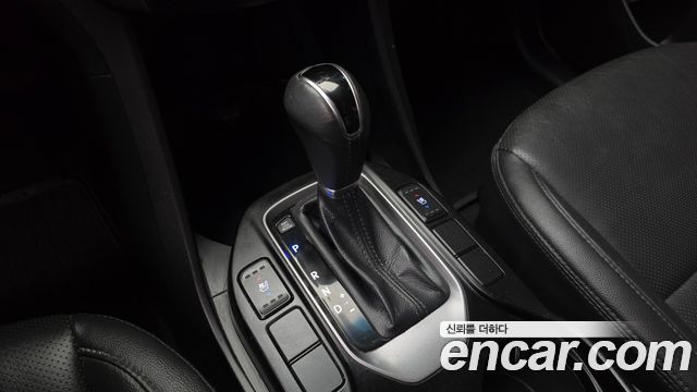 Hyundai Santa Fe (DM) Diesel(e-VGT) 2.0 2WD Premium 2015 — фото 9