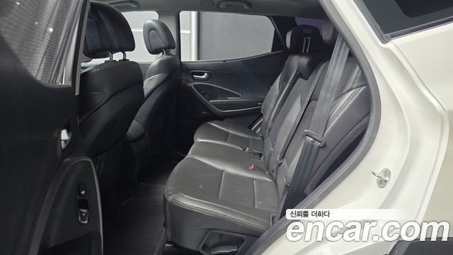 Hyundai Santa Fe (DM) Diesel(e-VGT) 2.0 2WD Premium 2015 — фото 11