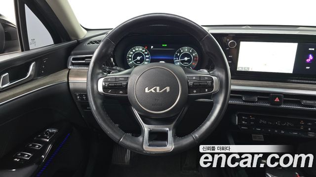 Kia K5 (III) 2.0 Signature 2022 — фото 12