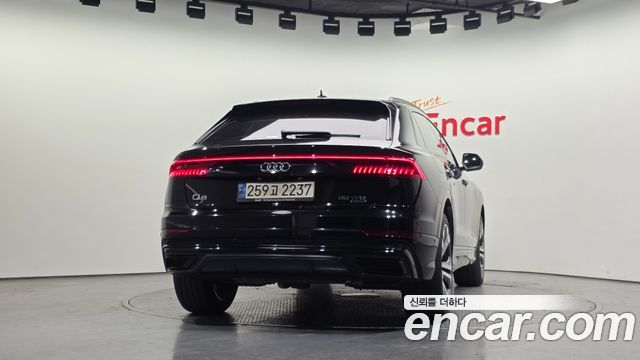 Audi Q8 (4M) 55 TFSI Quattro Premium 2023 — фото 4