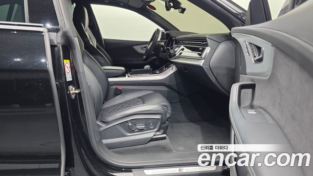 Audi Q8 (4M) 55 TFSI Quattro Premium 2023 — фото 11
