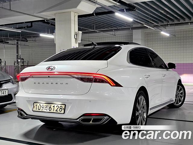 Hyundai Grandeur Hybrid (IG) Calligraphy 2020 — фото 3