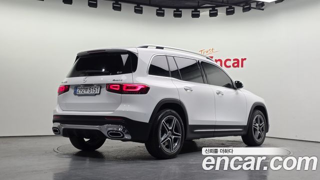 Mercedes-Benz GLB-Class (X247) GLB250 4MATIC 2023 — фото 2