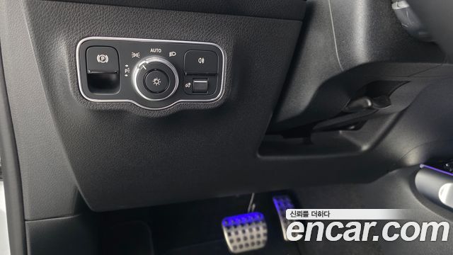 Mercedes-Benz GLB-Class (X247) GLB250 4MATIC 2023 — фото 18