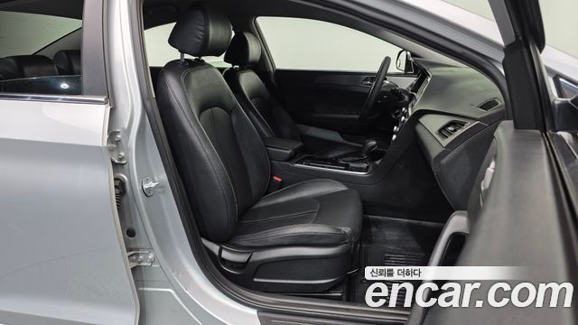 Hyundai Sonata New Rise LPI Taxi Style 2019 — фото 11