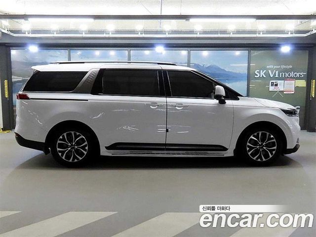 Kia Carnival (IV) Gasoline 11-Seater Signature 2023 — фото 3