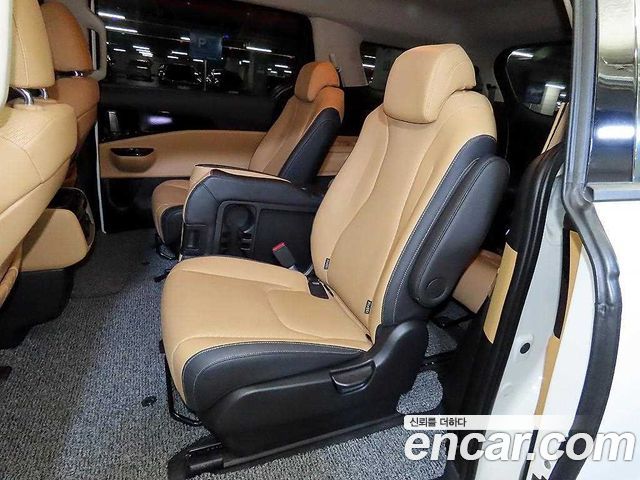 Kia Carnival (IV) Gasoline 11-Seater Signature 2023 — фото 7