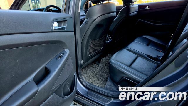 Hyundai Tucson Diesel 2.0 4WD Premium 2016 — фото 10