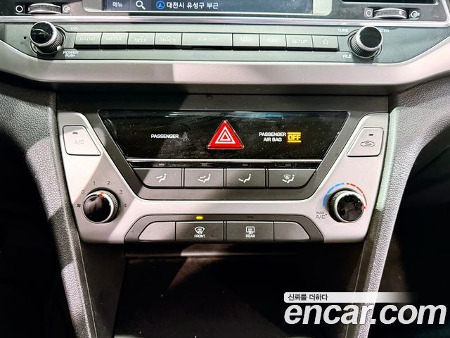 Hyundai Avante (AD) 1.6 e-VGT SMART 2018 — фото 17