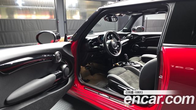 MINI Cooper S JCW 3rd Generation 2022 — фото 10
