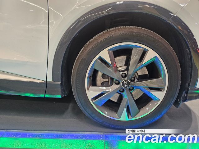 Audi Q4 e-tron (F4) 40 Premium 2022 — фото 5