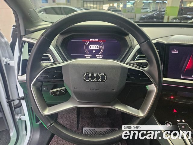 Audi Q4 e-tron (F4) 40 Premium 2022 — фото 15