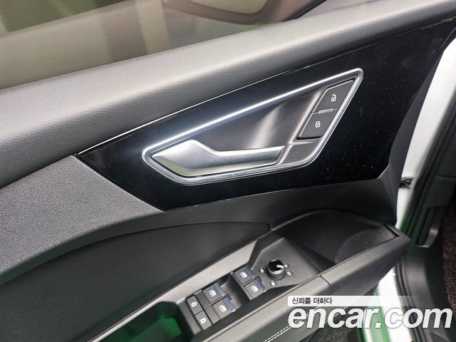 Audi Q4 e-tron (F4) 40 Premium 2022 — фото 17