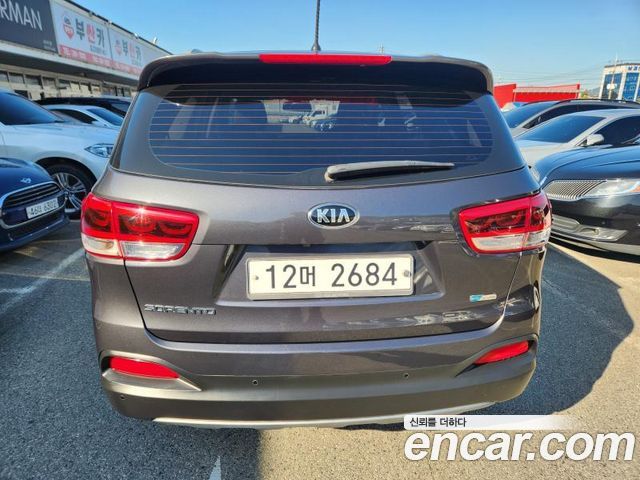 Kia Sorento Diesel 2.0 2WD Noblesse 2016 — фото 4