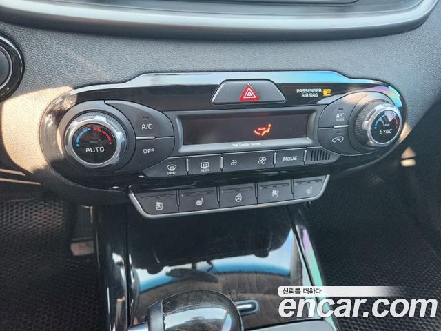 Kia Sorento Diesel 2.0 2WD Noblesse 2016 — фото 16