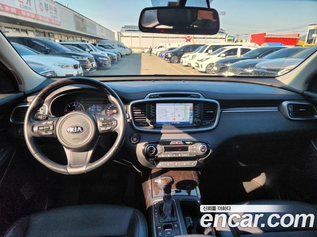 Kia Sorento Diesel 2.0 2WD Noblesse 2016 — фото 18