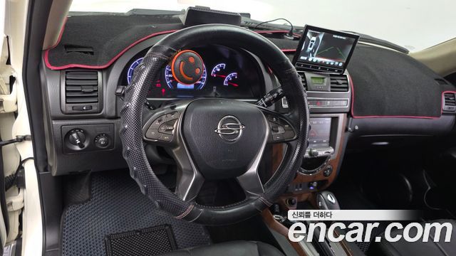 KG Mobility (SsangYong) Rexton W 2.2 4WD RX7 Luxury 2017 — фото 13
