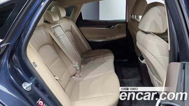 Hyundai Grandeur (IG) 3.0 Exclusive Special 2019 — фото 15