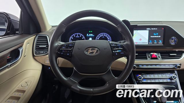 Hyundai Grandeur (IG) 3.0 Exclusive Special 2019 — фото 17
