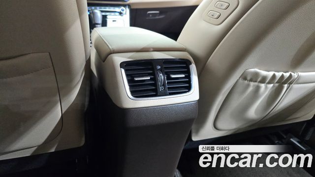 Hyundai Grandeur (IG) 3.0 Exclusive Special 2019 — фото 38