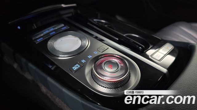 Genesis G80 (RG3) Gasoline 2.5 Turbo AWD 2021 — фото 9