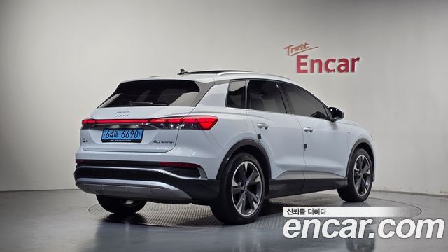 Audi Q4 e-tron (F4) 40 Premium 2022 — фото 2