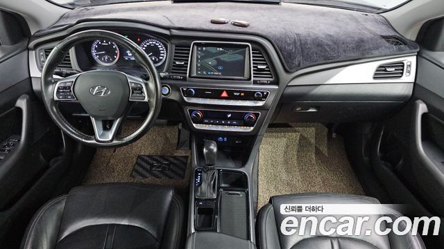Hyundai Sonata New Rise LPI Modern 2018 — фото 7