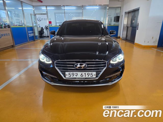 Hyundai Grandeur (IG) 3.0 Exclusive Special 2018 — фото 2