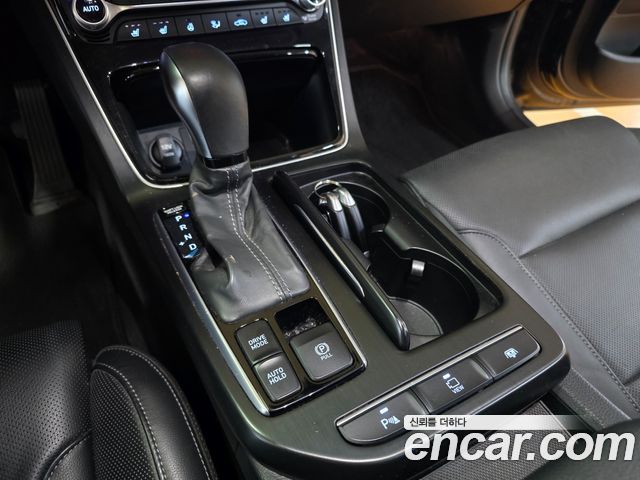 Hyundai Grandeur (IG) 3.0 Exclusive Special 2018 — фото 20