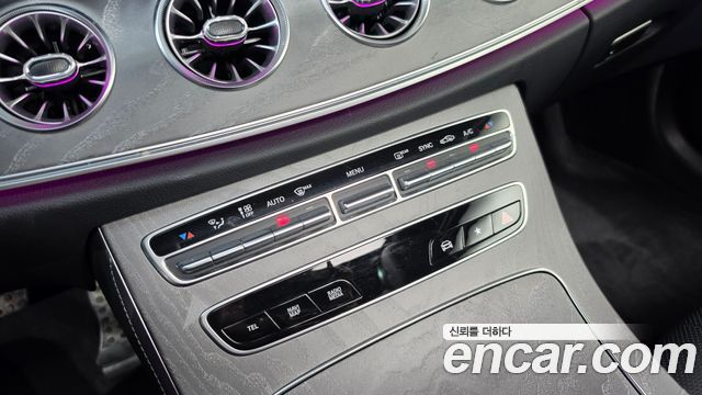 Mercedes-Benz E-Class (W213) E450 4MATIC Coupe 2021 — фото 29