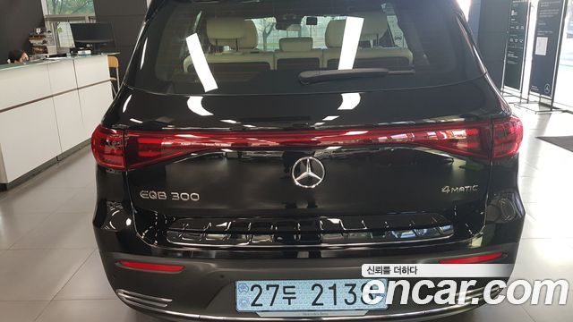 Mercedes-Benz EQB (X243) EQB300 4MATIC 2026 — фото 4
