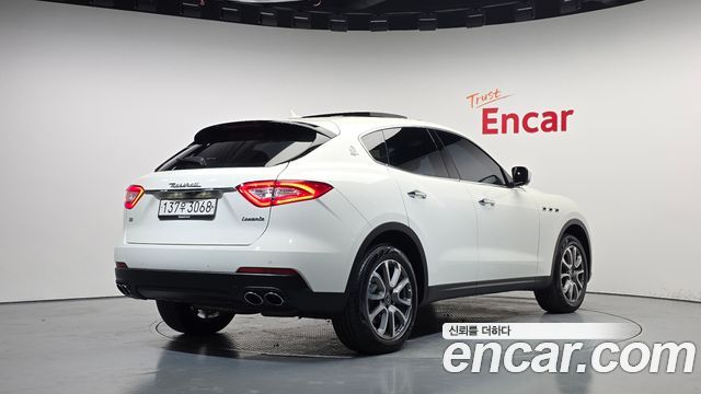 Maserati Levante 3.0 AWD 2020 — фото 2
