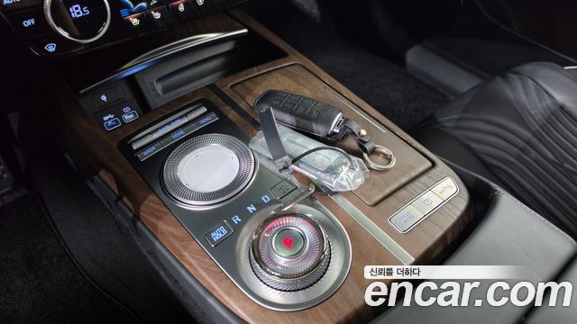Genesis G80 (RG3) Gasoline 3.5 Turbo AWD 2021 — фото 9