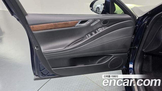 Genesis G80 (RG3) Gasoline 3.5 Turbo AWD 2021 — фото 24