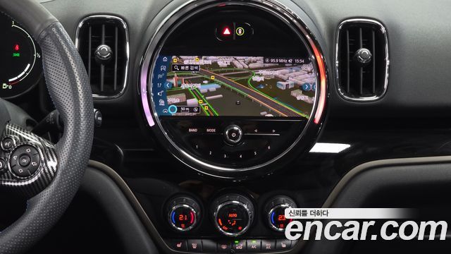MINI Cooper D Countryman ALL4 HIGH 2nd 2021 — фото 14
