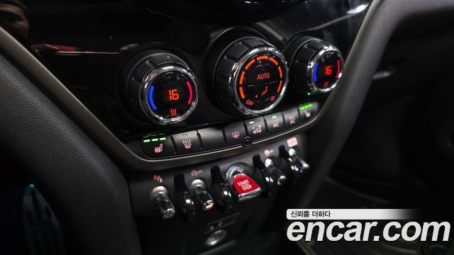 MINI Cooper D Countryman ALL4 HIGH 2nd 2021 — фото 32