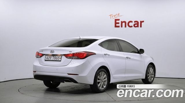 Hyundai Avante 1.6 GDi Modern Standard 2014 — фото 2