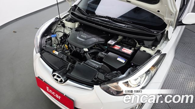 Hyundai Avante 1.6 GDi Modern Standard 2014 — фото 6