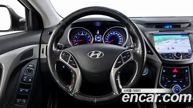 Hyundai Avante 1.6 GDi Modern Standard 2014 — фото 12