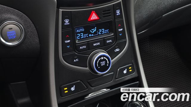 Hyundai Avante 1.6 GDi Modern Standard 2014 — фото 18