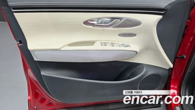 Genesis Electrified (GV70) e-AWD 2022 — фото 24