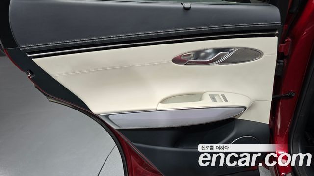 Genesis Electrified (GV70) e-AWD 2022 — фото 25