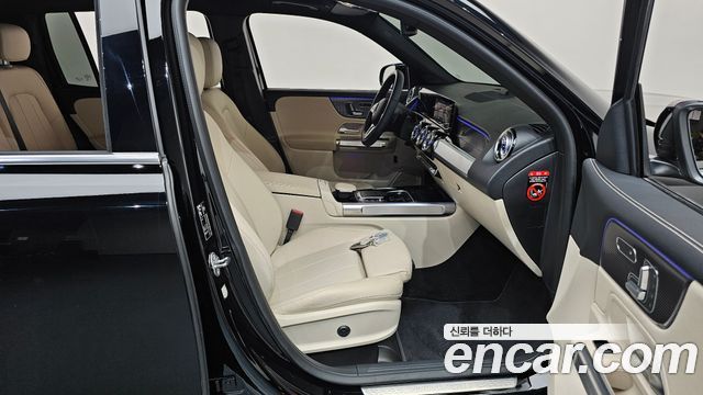 Mercedes-Benz GLB-Class (X247) GLB200 d 2023 — фото 11