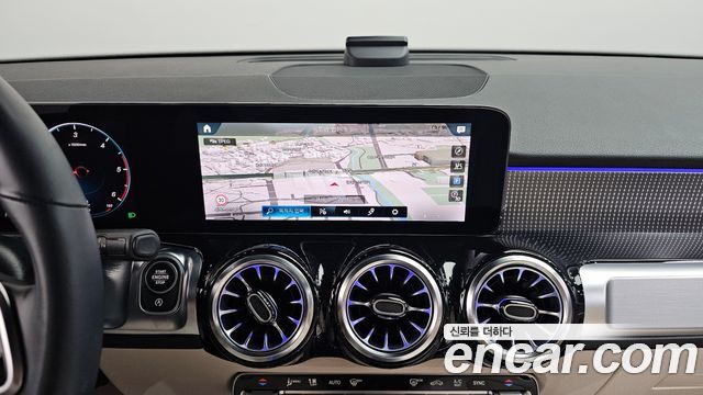 Mercedes-Benz GLB-Class (X247) GLB200 d 2023 — фото 14