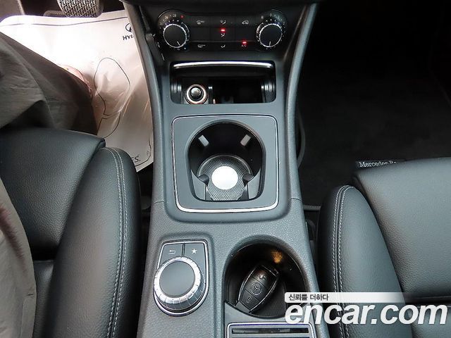 Mercedes-Benz A-Class (W176) A200 2018 — фото 16