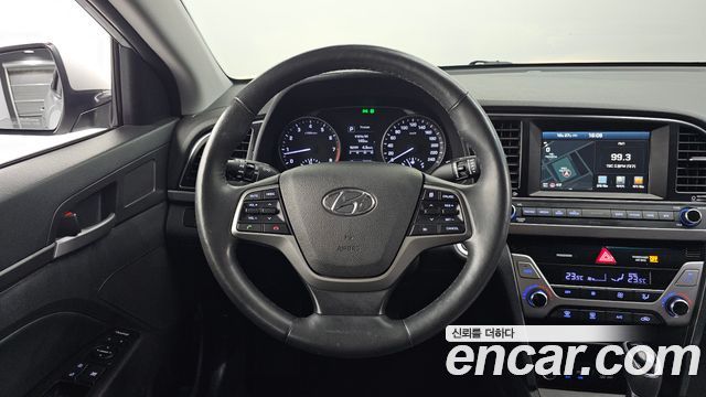 Hyundai Avante (AD) 1.6 GDI Modern 2017 — фото 12
