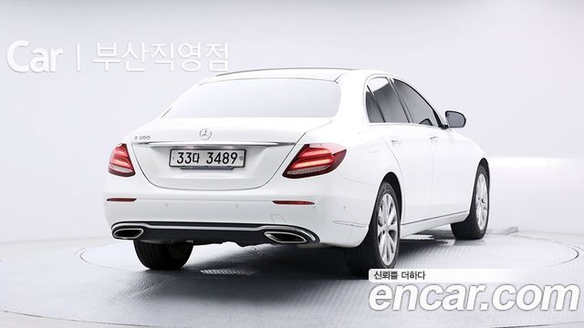 Mercedes-Benz E-Class (W213) E300 Exclusive 2017 — фото 3