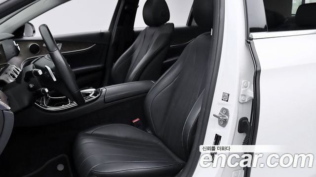 Mercedes-Benz E-Class (W213) E300 Exclusive 2017 — фото 16