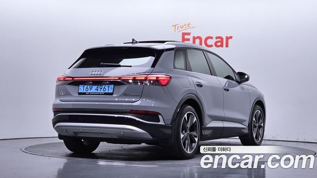 Audi Q4 e-tron (F4) 40 Premium 2023 — фото 2