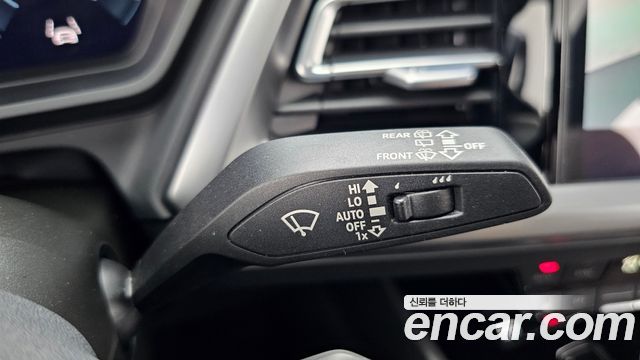 Audi Q4 e-tron (F4) 40 Premium 2023 — фото 16